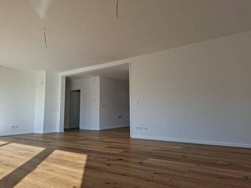 Wohn- und Essbereich - Etagenwohnung mit 117,00 m&sup2; in Kelkheim (Taunus) zur Miete