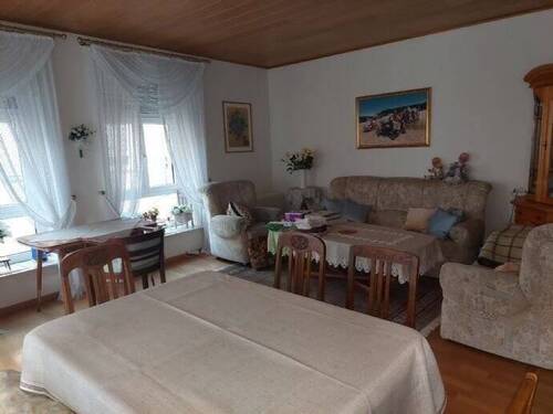 2. Wohnzimmer - 