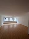 Wohnzimmer - Nürnberg-City: 2 Zimmer Wohnung im Zentrum