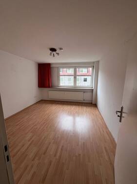 Schlafzimmer - 2 Zimmer Etagenwohnung in Nürnberg