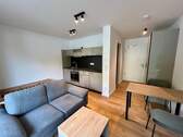 Wohnbereich - Klein aber fein! Möblierte 1-Zimmer-Terrassenwohnung 