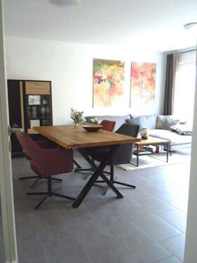 Blick i.d.Wohnbereich (Einrichtungsbeisp.).jpg - 