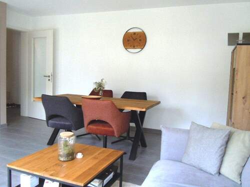 Eßplatz (Einrichtungsbeisp.).JPG - 