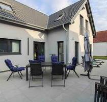 Großzügiges, neues Einfamilienhaus mit hochwertiger Ausstattung in schöner Wohnlage von Ehingen - Ehingen (Donau) Dächingen