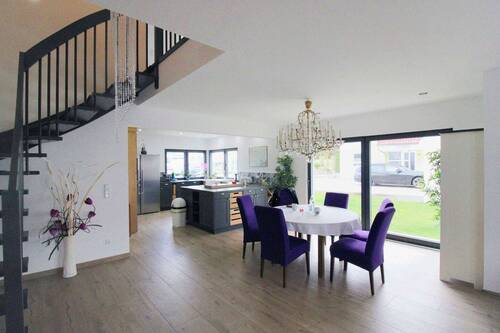 Essbereich - 7 Zimmer Einfamilienhaus zum Kaufen in Ehingen (Donau)