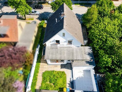 1 - Modernisiertes Einfamilienhaus in Ahrensburg