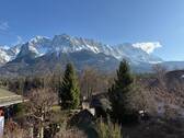 Blick auf die Alpenkette - 1 Zimmer Mehrfamilienhaus, Wohnhaus in Grainau
