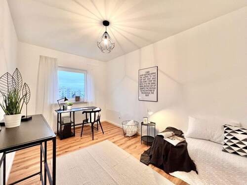 Kinder-Gästezimmer - Etagenwohnung mit 90,80 m&sup2; in Neureut zum Kaufen