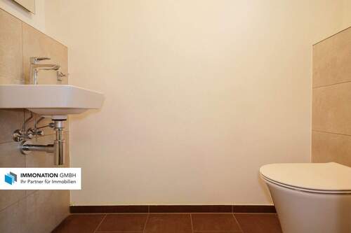 Gäste WC - 5 Zimmer Reihenmittelhaus in Nürnberg