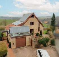 Architektenhaus in ruhiger Feldrandlage mit Einliegerwohnung - ideal für Familie oder Mehrgeneration - Burscheid