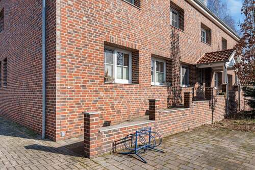 Bild 3 - 4 Zimmer Etagenwohnung in Syke