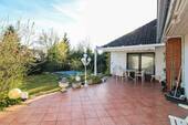 Terrasse - 8 Zimmer Einfamilienhaus zum Kaufen in Hambühren