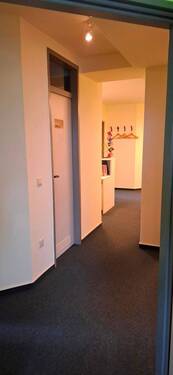 Blick aus Zimmer 3 zum Flur - 