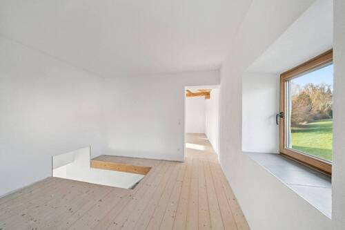 Aufgang zum Dachgeschoss - 