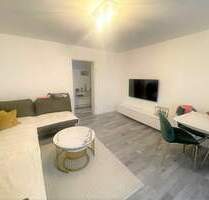 Moderne & wertige 3 Zimmer-Wohnung inkl. moderner EBK, Balkon und Einzelgarage sowie Tageslichtbad - Waiblingen