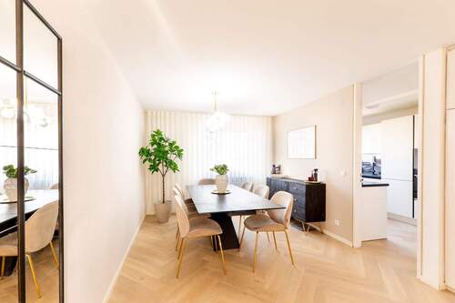 EG - Essbereich - 6 Zimmer Reihenendhaus in Ditzingen