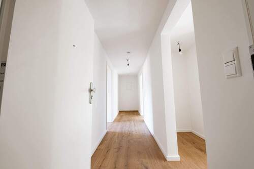 Eingang - 2 Zimmer Etagenwohnung zum Kaufen in Miesbach