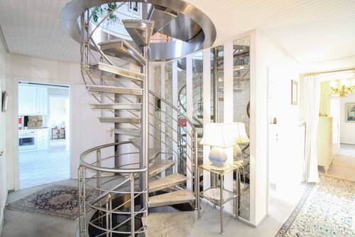 Flur EG - Einfamilienhaus in Hambühren zum Kaufen