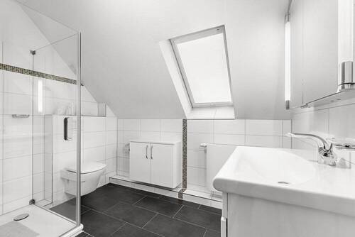 Duschbad im Obergeschoss - 
