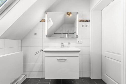 Duschbad im Obergeschoss - 