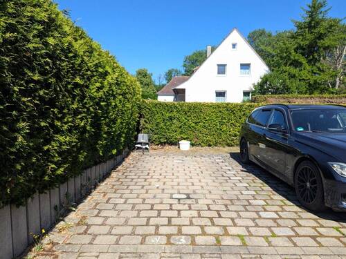 Pkw-Außenstellplatz - 