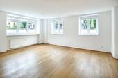Großzügiges Wohnzimmer 