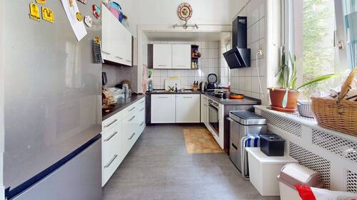 Küche - EG - Mehrfamilienhaus, Wohnhaus mit 160,60 m&sup2; in Frankfurt am Main zum Kaufen