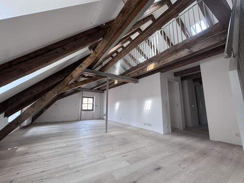 Wohnbereich - 3 Zimmer Etagenwohnung in Regensburg