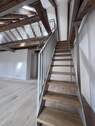 Treppe zur Galerie - 