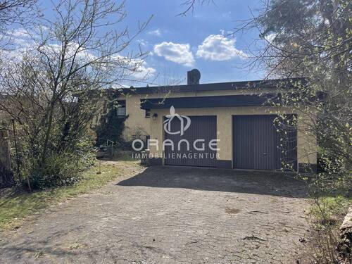 Bild 2 - 7 Zimmer Bungalow zum Kaufen in Fürth