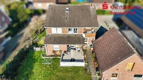 Objektansicht von hinten - 5 Zimmer Mehrfamilienhaus, Wohnhaus in Bramsche