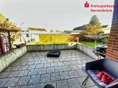 EG Wohnung 1: Terrasse und Garten - 