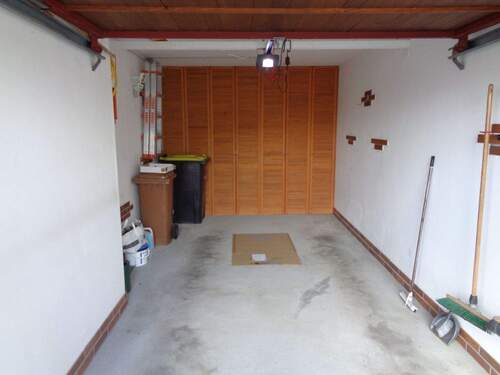 Große Garage - 