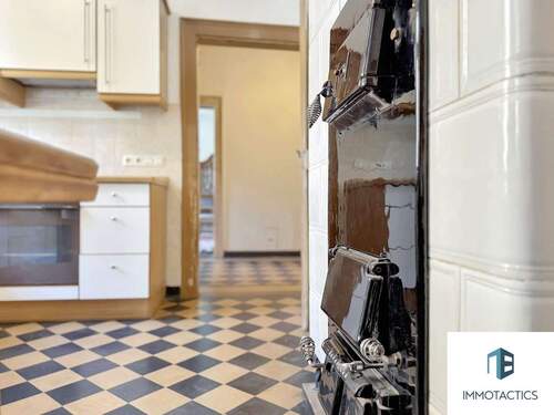 Gusskachelofen Küche EG Hauptgebäude - 