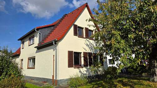 Haus Außenansicht I - 