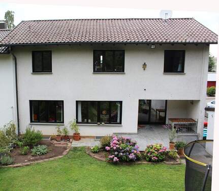 Haus Gartenseite - Killesberg, großzügiges Einfamilienhaus mit Terrasse und Garten