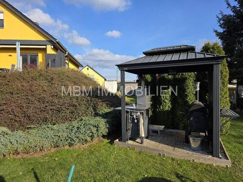 Bild 2 - 6 Zimmer Einfamilienhaus zum Kaufen in Laußnitz