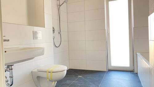 Bad-Beispiel - 3 Zimmer Etagenwohnung zum Kaufen in Bielefeld
