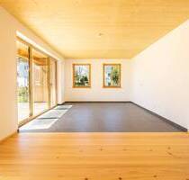 Erstbezug! Hochwertige Gartenwohnung mit ca. 90 m² Gartenanteil in ruhiger Lage - Amerang Evenhausen