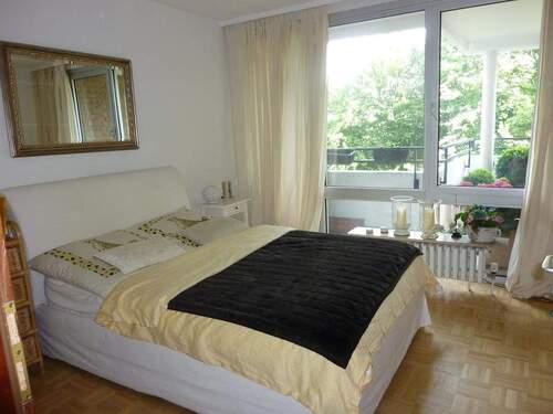 Schlafzimmer - Etagenwohnung mit 95,00 m² in Düsseldorf zum Kaufen