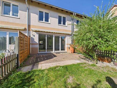 Hausansicht - Reihenmittelhaus mit 136,10 m² in Berlin zum Kaufen