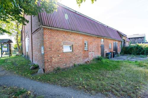 Scheune Seitenansicht - 