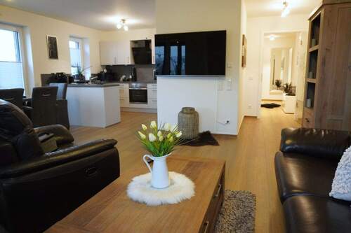 Wohn-/Esszimmer/Küche - 