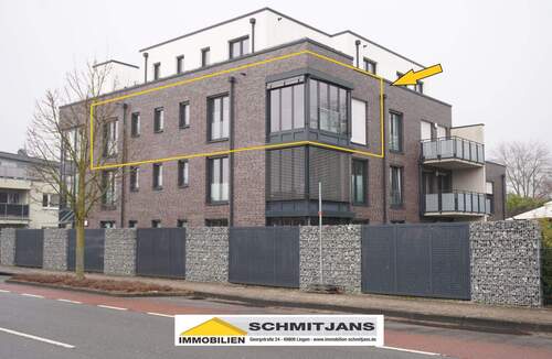 Außenansicht Straße - Exklusive 3-Zimmer-Wohnung mit Wintergarten-Balkon – Stilvolles Wohnen auf höchstem Niveau