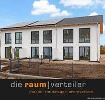 Modernes Neubau-REH Ost in Bruckmühl - direkter TG-Zugang