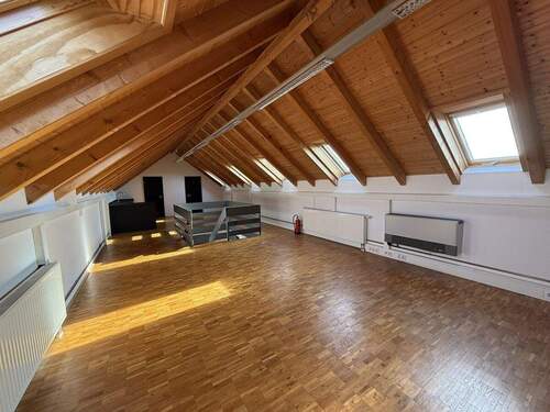 Empore weitere Ansicht 2 - 