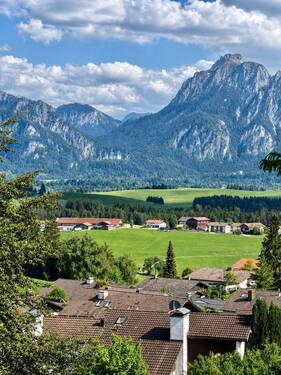 Ausblick Balkon - Voll möbliertes 2 Zimmer Appartement mit Panoramablick in Hopfen am See zu verkaufen