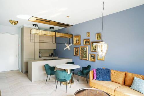 Wohnbereich - Lifestyle AM TACHELES: stilvoll möbliertes Designer-Apartment von Herzog & de Meuron