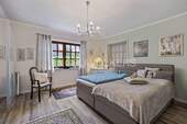 Schlafzimmer im Erdgeschoss - 