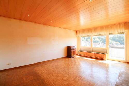 Wohnzimmer - 3 Zimmer Etagenwohnung zum Kaufen in Lüdenscheid